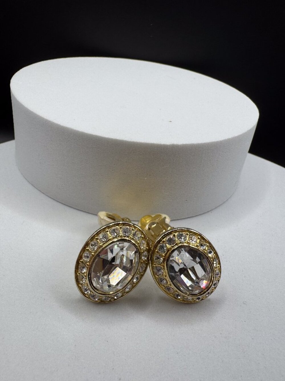 Vintage Gold Tone Oval Crystal Statement Clip On Earrings Huge Rhinestone Halo